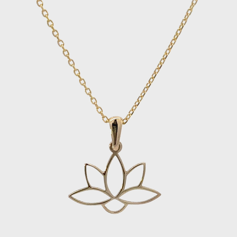 HERSHE, Lotus Flower Pendant Necklace in 14 Karat Gold . 